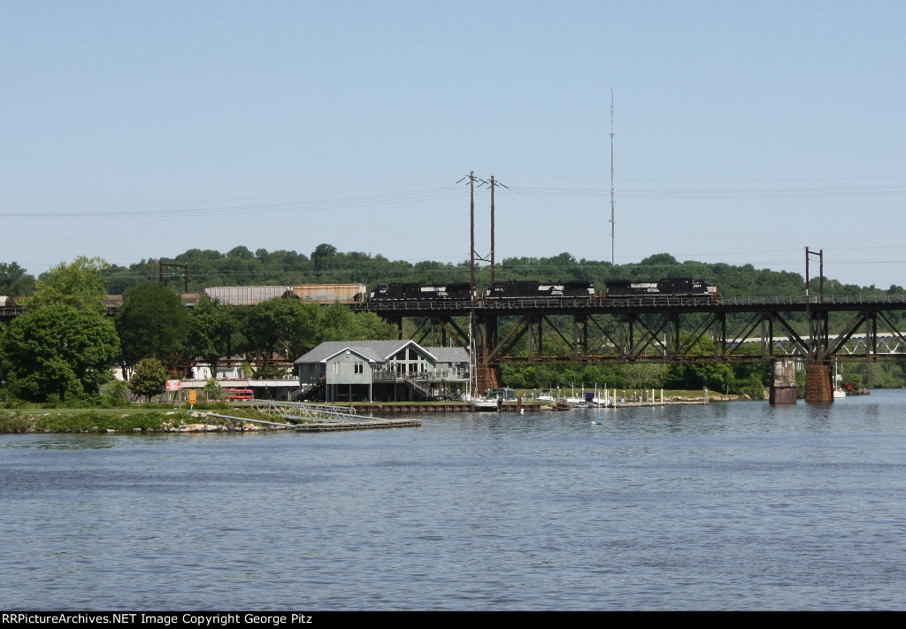 Across the Susquehanna, sequence of views, #1